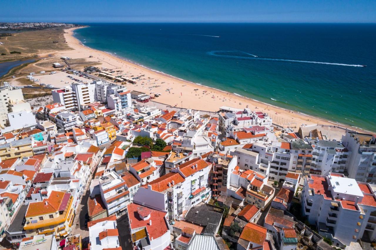 Apartment Pe Na Areia, *